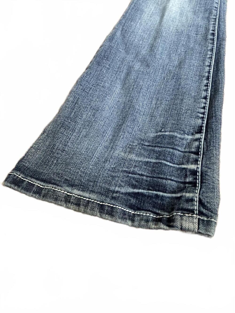 SOLD OUT - Picture 5 of 9